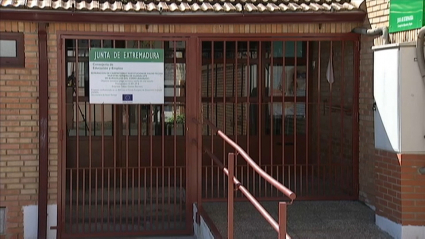 Colegio de Burguillos del Cerro cerrado por la detección de 22 positivos