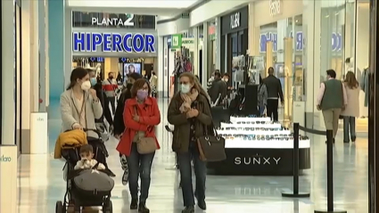 Imagen esta mañana del centro comercial el Faro, en Badajoz 