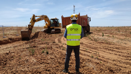 Inicio de construcción fotovoltaica