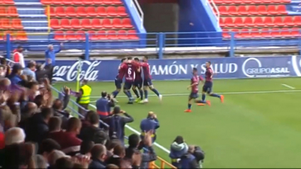 Elías Pérez celebra su gol ante el DUX Internacional