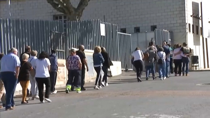 Colas de la vacunación masiva de Plasencia