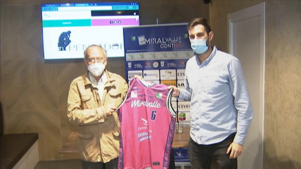 Raúl Pérez en la presentación del nuevo proyecto