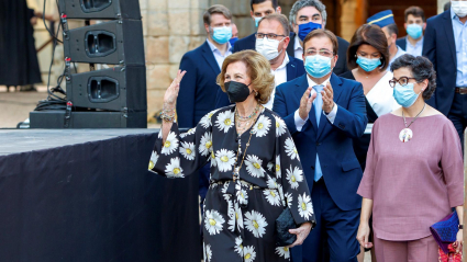 La reina Sofía a su llegada a un concierto organizado por el grupo de Ciudades Patrimonio de la Humanidad de España