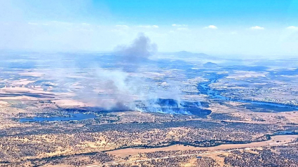 Imagen del incendio capturada desde el helicóptero Halcón