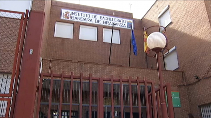 Fachada del Instituto Bárbara de Braganza en Badajoz