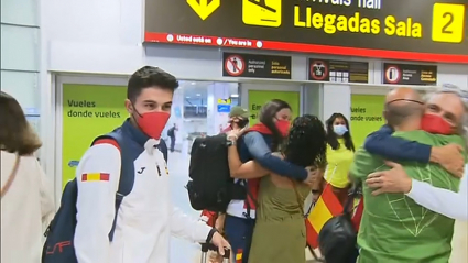 Alberto Ginés en su llegada al Aeropuerto de Barajas