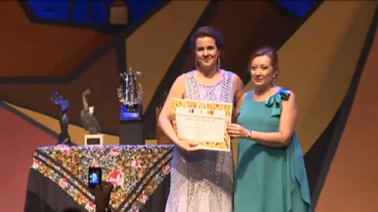 Esther Merino recibe el premio a los cantes flamencos 