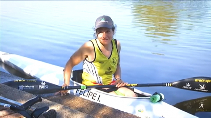 Inés Felipe entrenando en el Club Piragüismo Badajoz