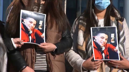 Familiares reclamando justicia para Iván Toribio