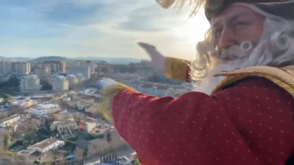 Reyes magos en globo por Cáceres