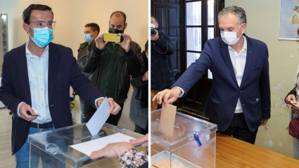 Los alcaldes de Don Benito y Villanueva de la Serena, votando en la consulta popular