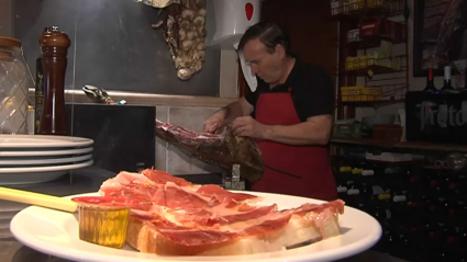 Tostada de jamón en la Venta El Culebrín de Monesterio