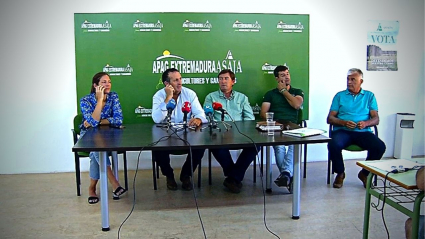 Miembros de la plataforma 'En defensa de nuestro campo'