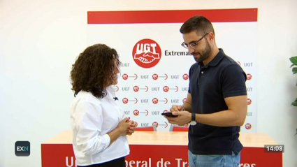 La secretaria general de UGT en Extremadura, Patro Sánchez, en la sede del sindicato en Mérida