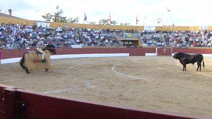 Club Taurino 3 Puyazos Damián Castaño, Angel Sanchez Joselillo Dolores Aguirre Escolar Tierra de Toros Guadalix Canal EXtremadura