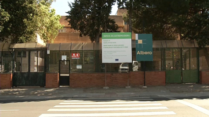 Fachada del Centro Marcelo Nessi de Badajoz. 