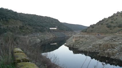 Abastecimiento desde el río Almonte