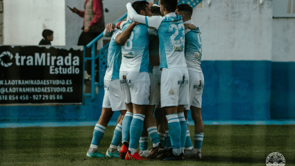 El Coria celebra uno de sus goles del pasado domingo ante el Fuente de Cantos.