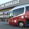 Autobús para trasladas a los pasajeros del vuelo cancelado a Madrid