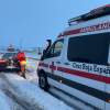 Cruz Roja ayuda a conductores atrapados en la nieve