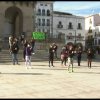 Protestas trabajadores de gimnasios en la Plaza Mayor de Cáceres