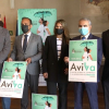 Concejales del Ayuntamiento de Badajoz, con el alcalde a la cabeza, durante la presentación de las ayudas del 'Plan AviBa'.