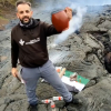 Viajero Andulero cuece morcilla de Guadalupe en un volcán