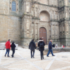 Turistas en la catedral de Plasencia
