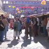 Miles de persona visitan la Plaza Alta de Badajoz en la fiesta Almossassa