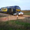 Choque tren de mercancías y un vehículo entre Zafra y Llerena