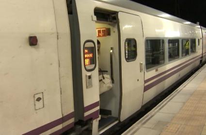 Tren llegando a la estación de Badajoz