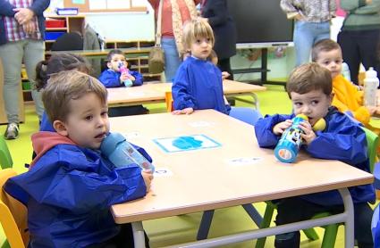 Alumnos de 2-3 años en el CEIP Miguel Garrayo de Fuente del Maestre