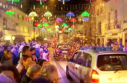 La 'Caravana de la Alegría' ilumina Malpartida de Cáceres