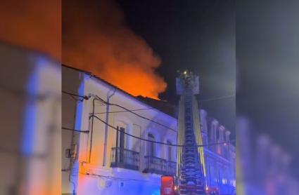 Incendio en una vivienda de Cáceres