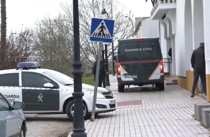 Continúa en la UCI del Hospital Universitario de Badajoz el joven de 31 años apuñalado el pasado sábado en Alconchel