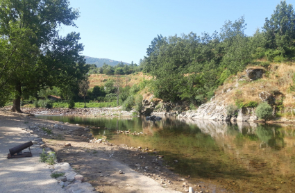 Piscina natural en Cabezuela del Valle