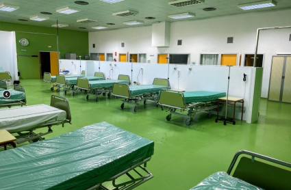 Sala de un hospital preparada para atender pacientes de coronavirus