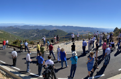 Vistas desde el Risco de las Villuercas, ya accesible por carretera