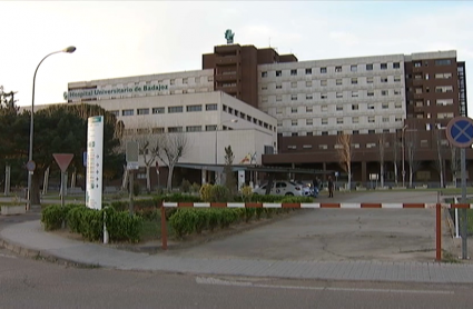 Fachada del Hospital Universitario de Badajoz