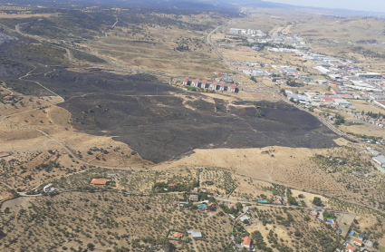 Imagen aérea del incendio forestal en Plasencia