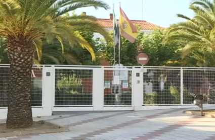 fachada de la residencia de mayores La Serena de Castuera