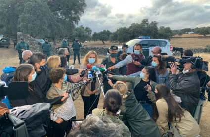 La Delegada del Gobierno en Extremadura, Yolanda García Seco, atiende a los medios.