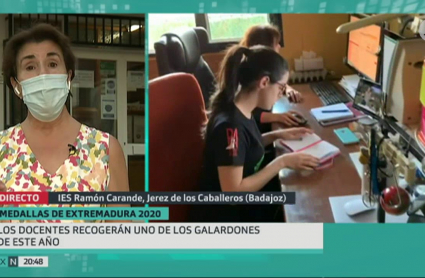 En estos meses de pandemia a los docentes y a los alumnos les ha tocado reinventarse y adaptarse a las nuevas tecnologías. Alumnos estudiando desde sus habitaciones en casa, con sus ordenadores, han sido imágenes muy repetidas durante el confinamiento por el coronavirus.