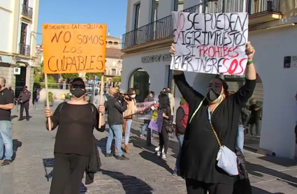 Protesta de hosteleros por las limitaciones de aforo en sus establecimientos