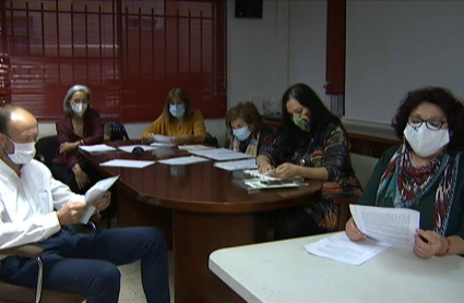 El taller de lecturas dramatizadas se ha desarrollado en las instalaciones del Ateneo de Badajoz.