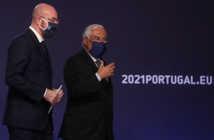 El primer ministro portugués, Antonio Costa, junto al presidente del Consejo Europeo, Charles Michel