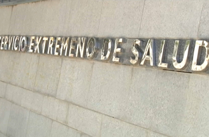 Fachada del Servicio Extremeño de Salud en Mérida