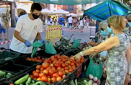 Mercadillo de frutas y verduras del Martes Mayor, año 2020