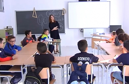 Clase en un colegio concertado de la región 