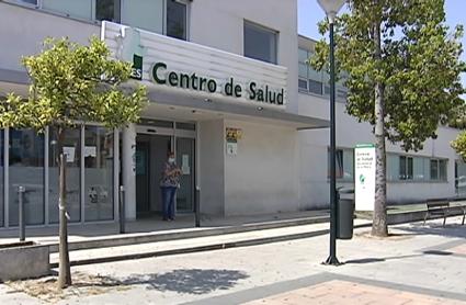 Archivo. Imagen exterior de un centro de salud